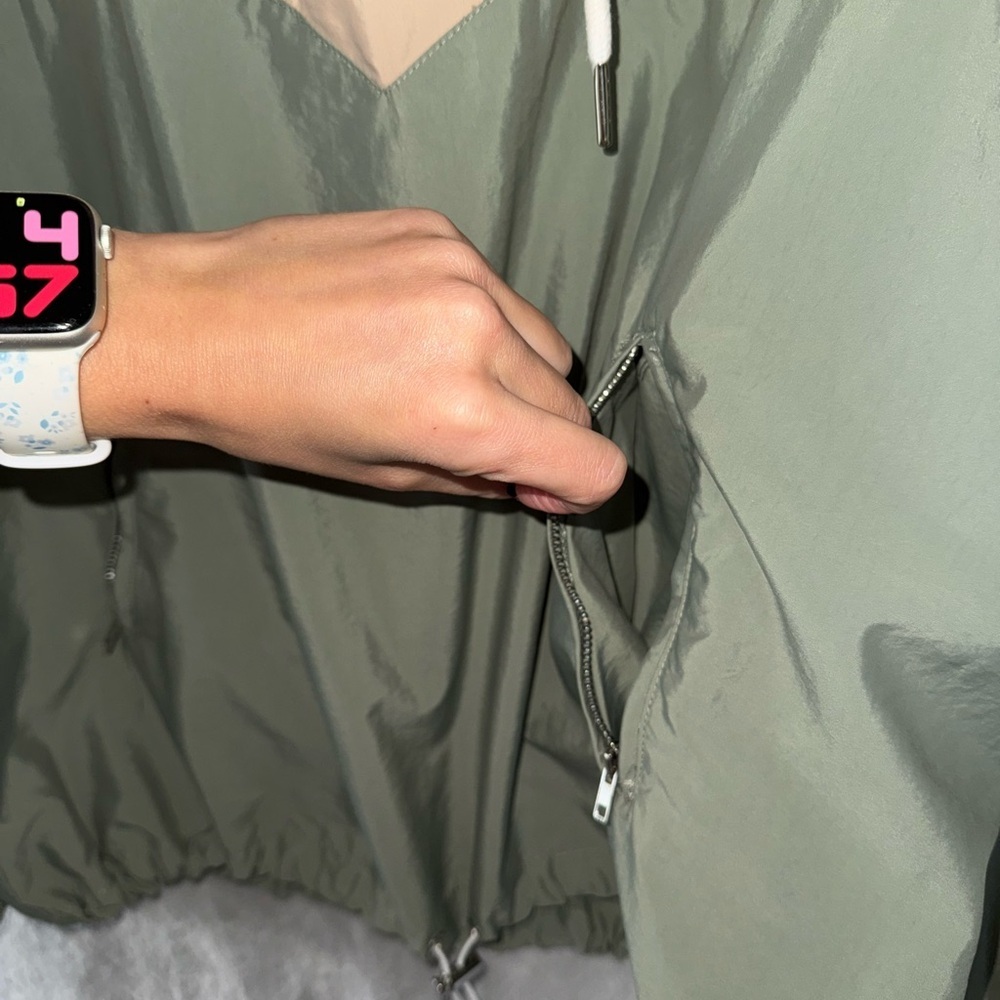 Stylish Multicolor Windbreaker Jacket - Picture 6 of 7